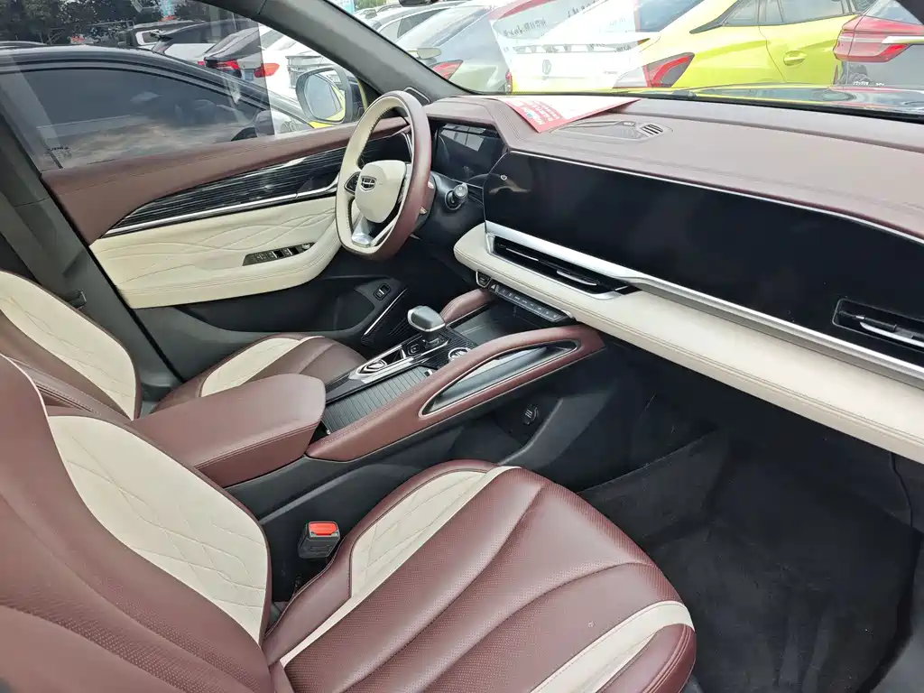 Geely Xingyue L — миниатюра 12
