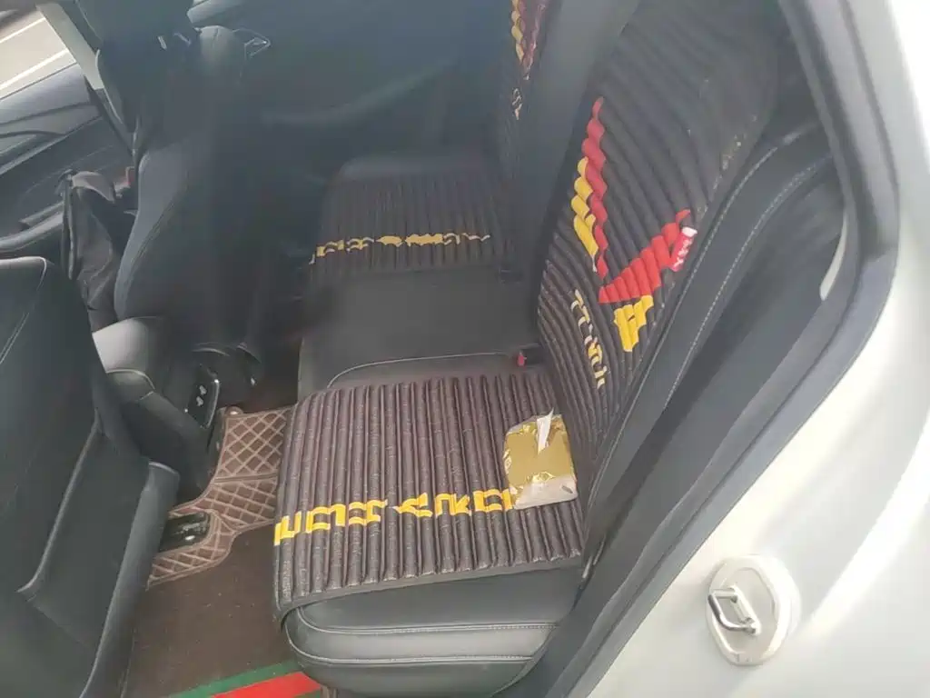 Roewe i5 — миниатюра 22