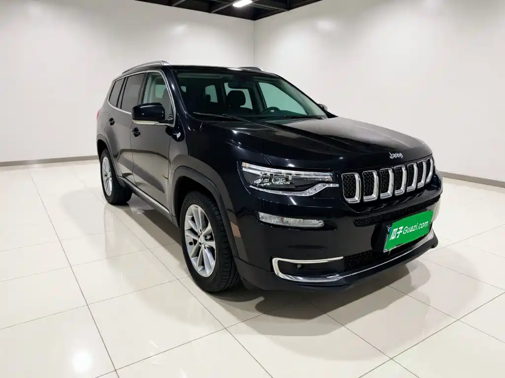 Jeep Grand Commander — миниатюра 3