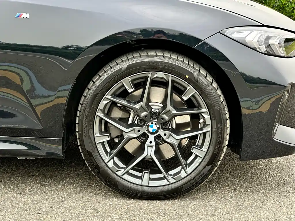 BMW 3 Series 3 2026 330Li M Sport