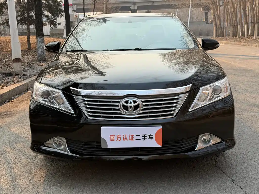Toyota Camry — миниатюра 2