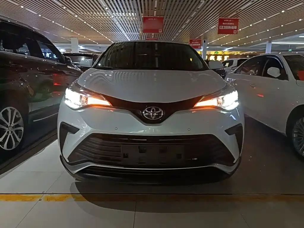 Toyota IZOA — миниатюра 3
