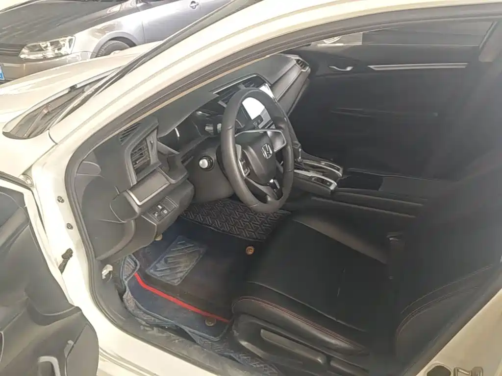 Honda Civic — миниатюра 16