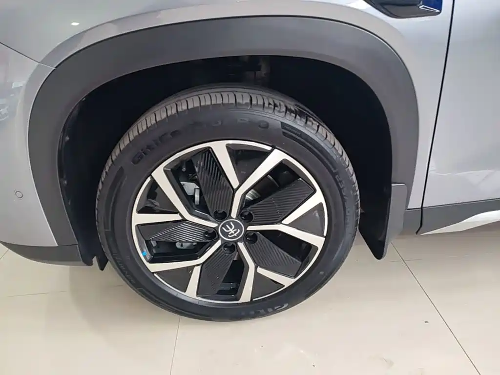 BYD L DM-i — миниатюра 23