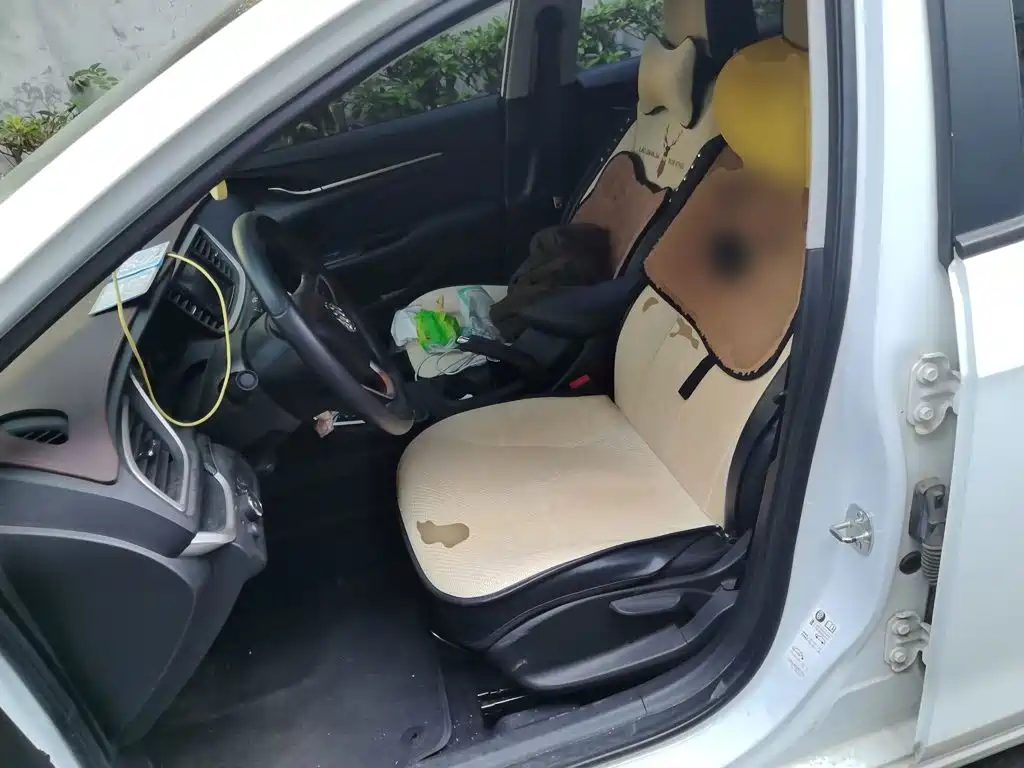 Buick Excelle — миниатюра 12