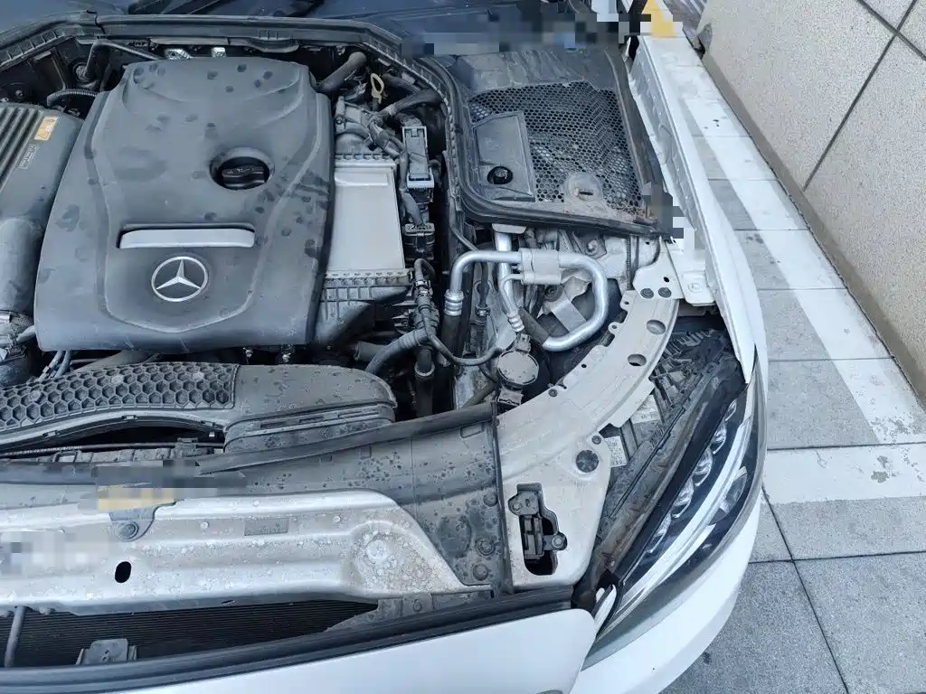 Mercedes-Benz C-Class — миниатюра 24