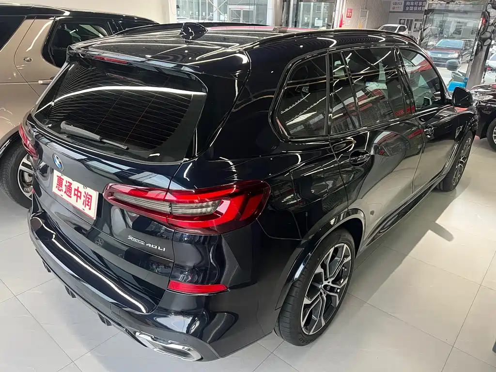 BMW X5 2022 xDrive 40Li Premium M Sport