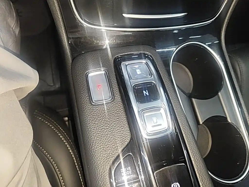 Hyundai Santa Fe — миниатюра 14
