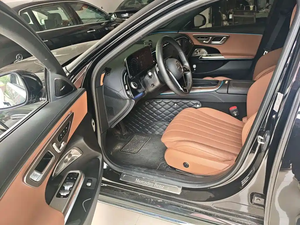 Mercedes-Benz E-Class E 2024 E 300 L Luxury
