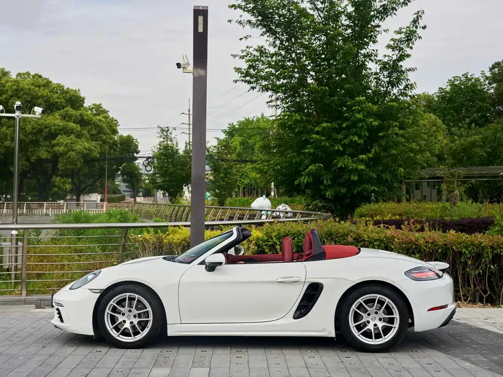 Porsche 718 2018 Boxster 2.0T