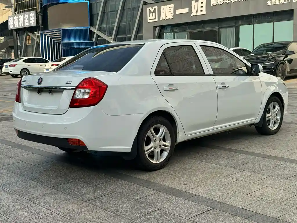 Geely King Kong — миниатюра 4