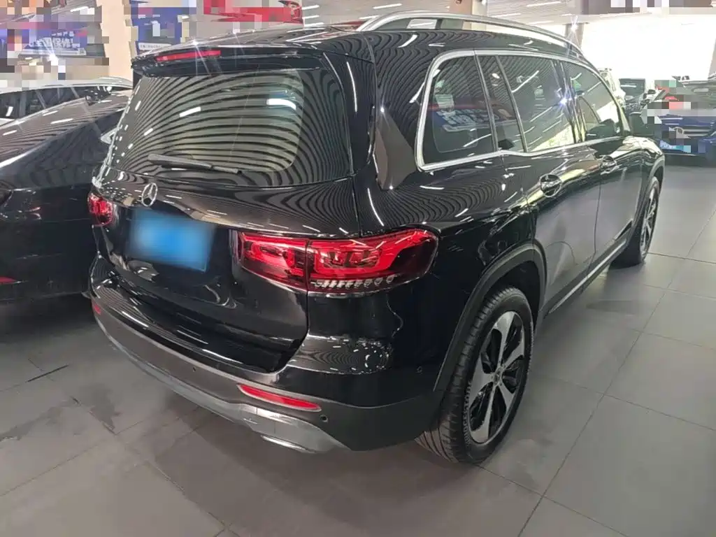 Mercedes-Benz GLB — миниатюра 7