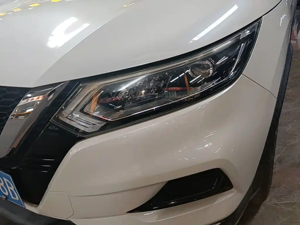 Nissan Qashqai — миниатюра 24