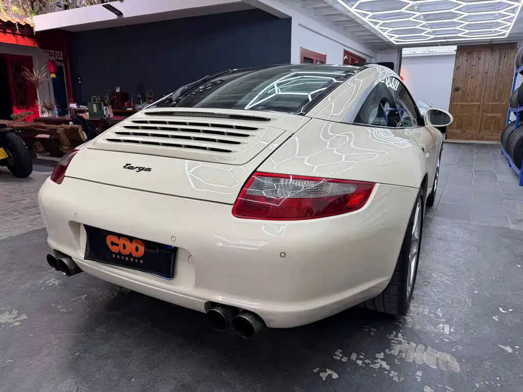 Porsche 911 — миниатюра 3