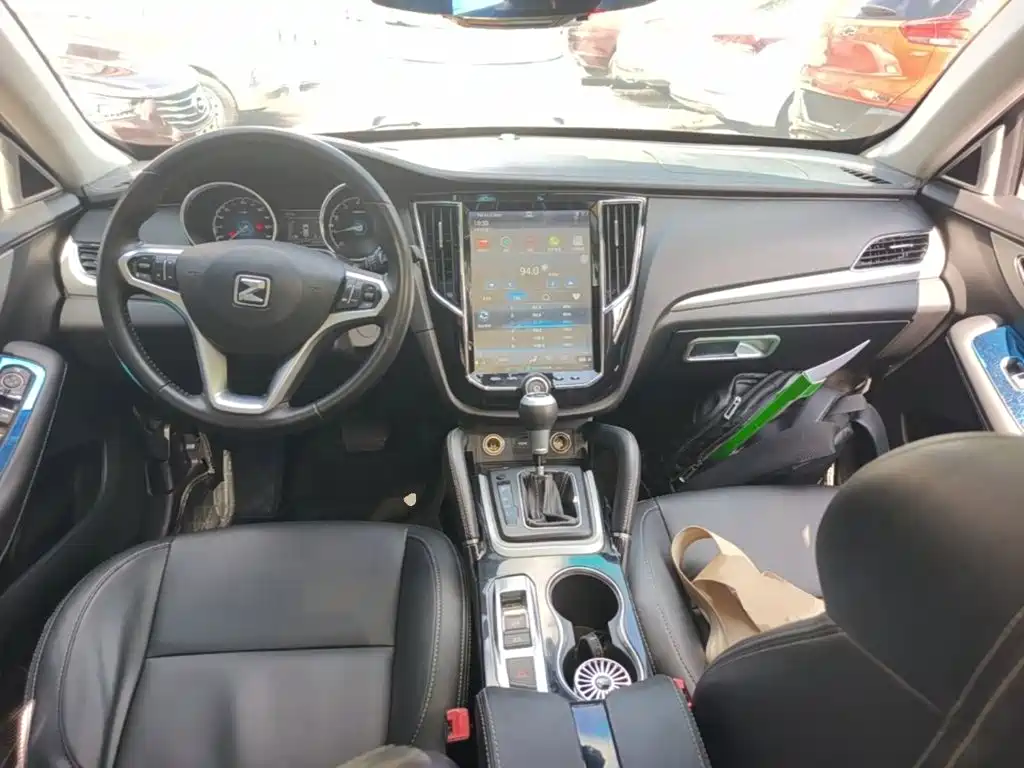 Zotye Zotye SR7 — миниатюра 10