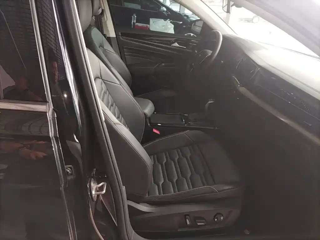 Volkswagen Passat — миниатюра 25