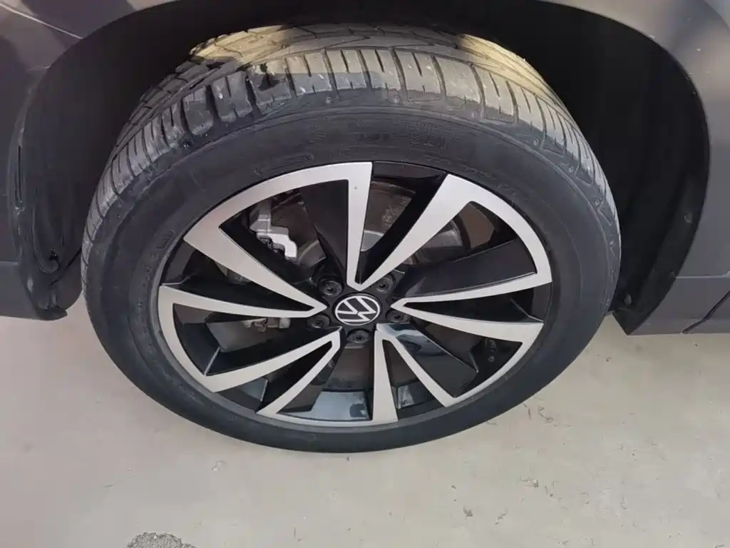 Volkswagen Tharu — миниатюра 23