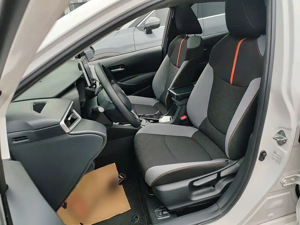 Toyota Corolla — миниатюра 15