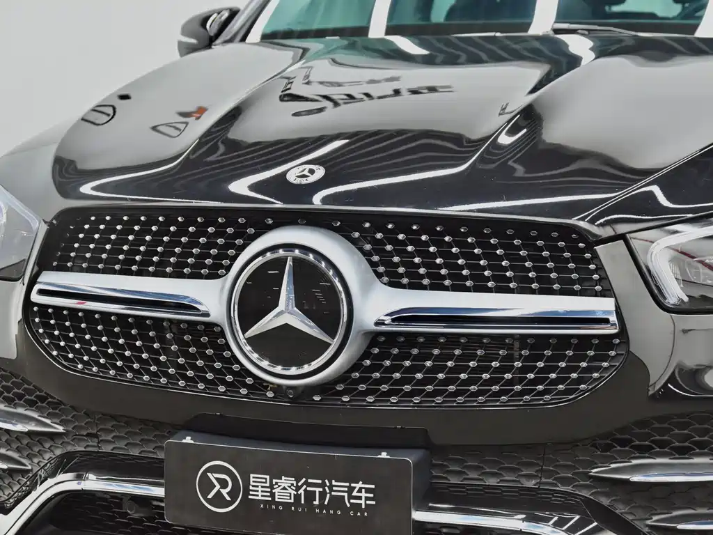 Mercedes-Benz GLE (Import) — миниатюра 29