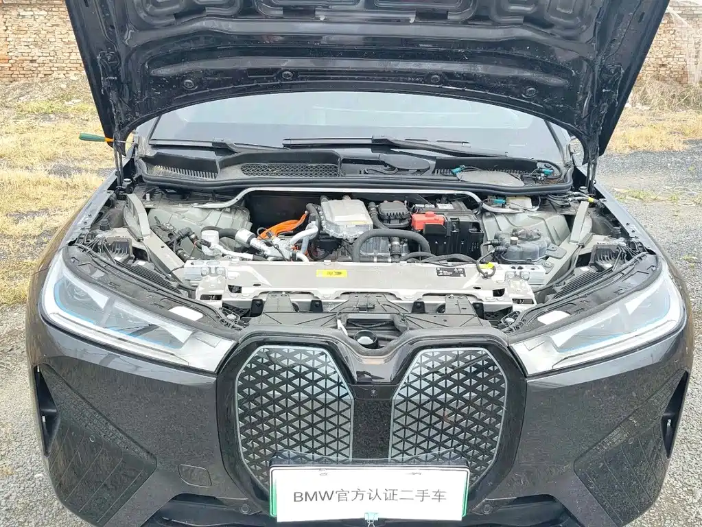 BMW iX — миниатюра 12