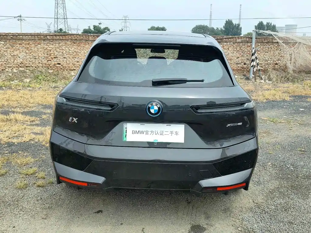 BMW iX — миниатюра 3