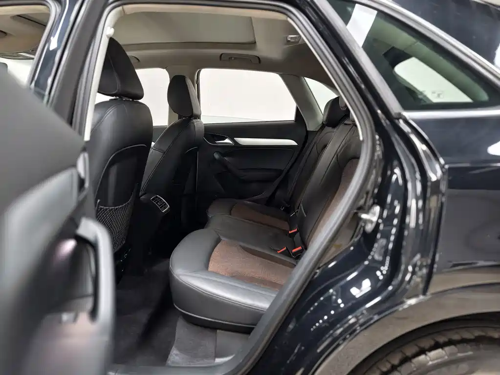Audi Q3 — миниатюра 6