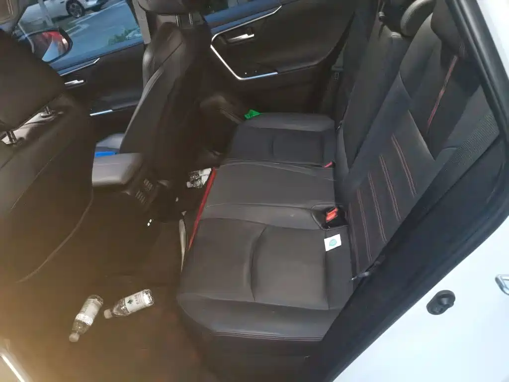 Toyota Wildlander New Energy — миниатюра 13