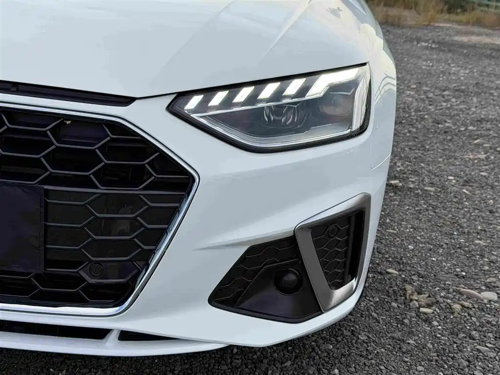 Audi A4L — миниатюра 13