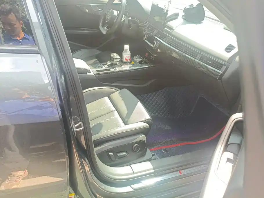 Audi A4L — миниатюра 8