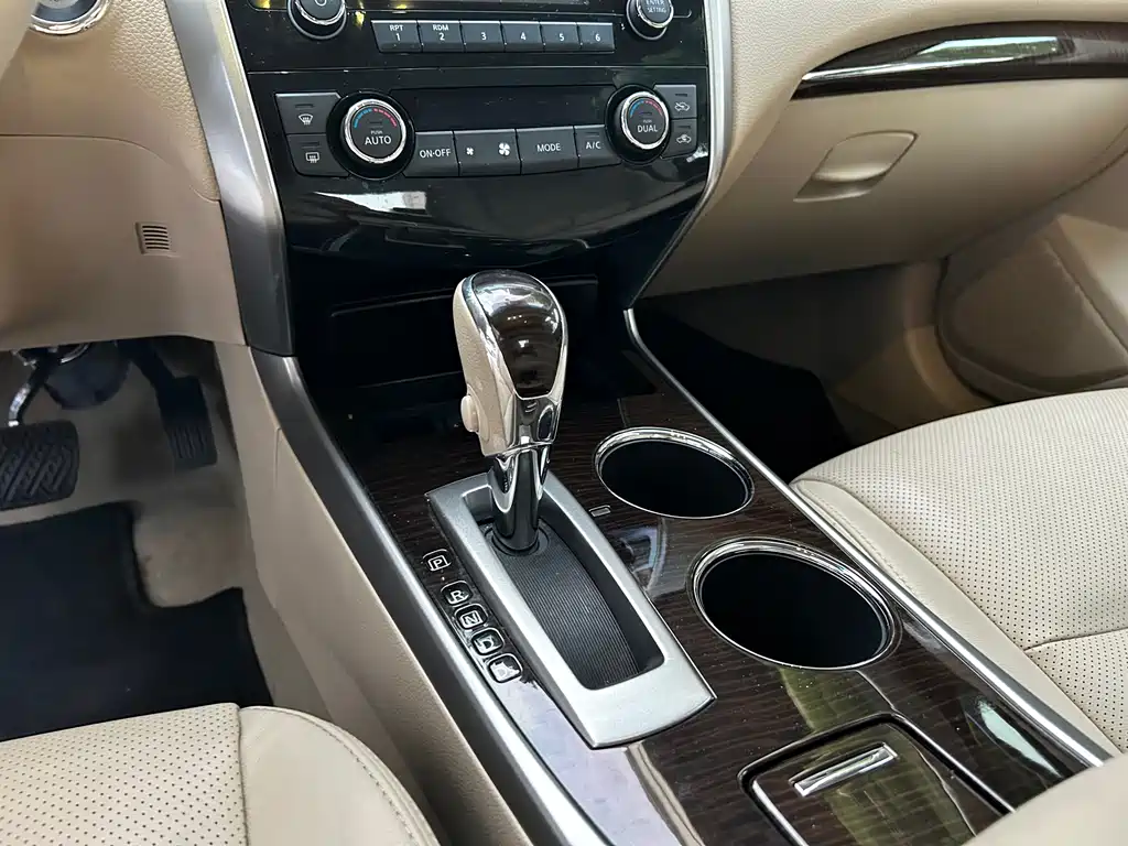 Nissan Teana — миниатюра 10