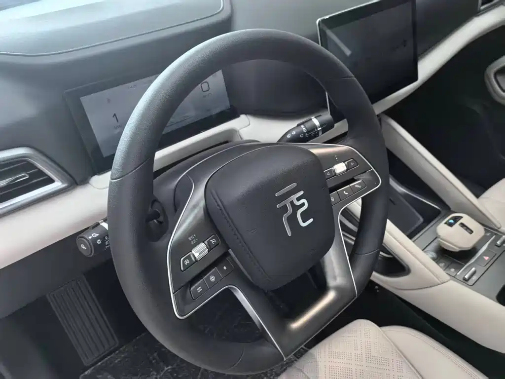 BYD Yuan UP — миниатюра 14