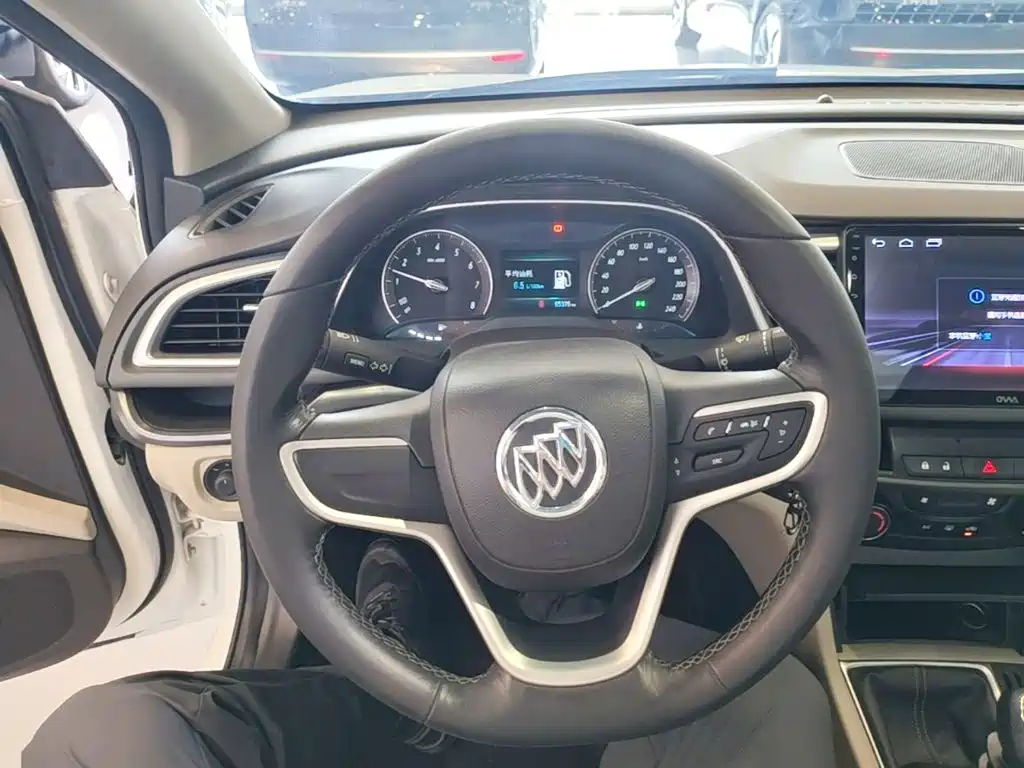 Buick Excelle — миниатюра 11