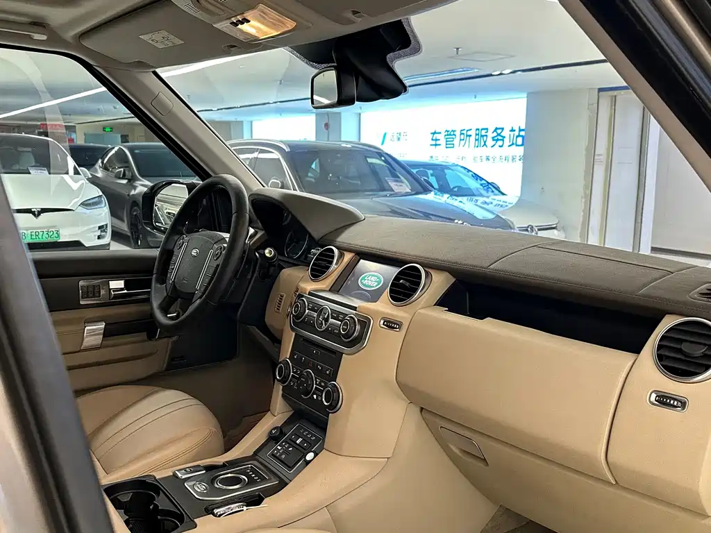 Land Rover Discovery — миниатюра 13