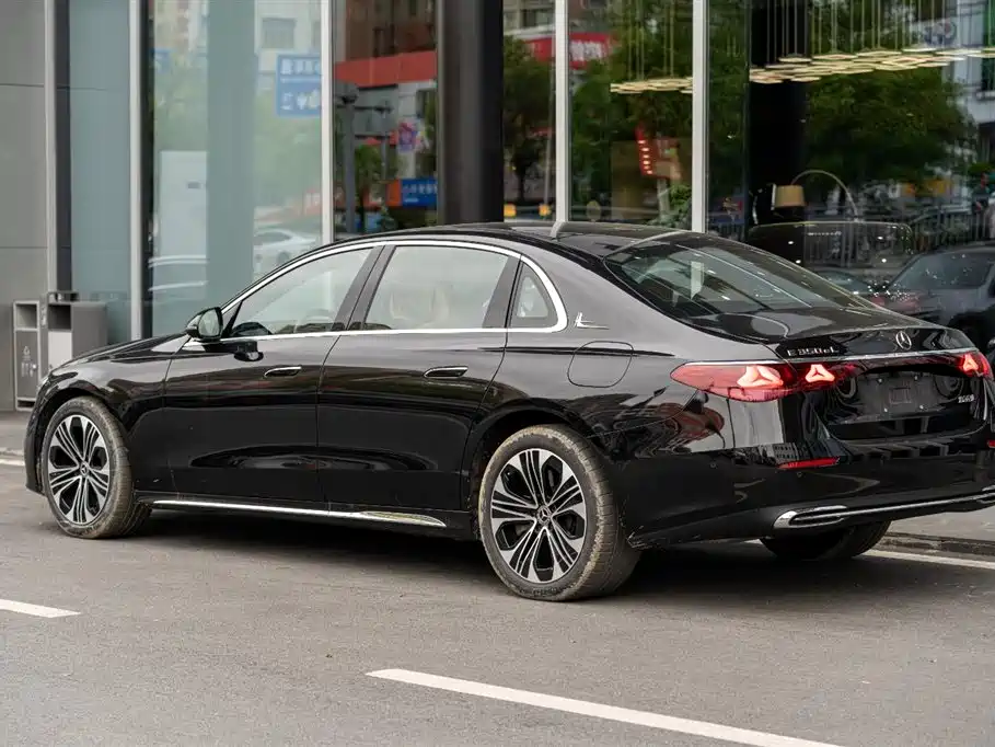 Mercedes-Benz E-Class New Energy — миниатюра 5