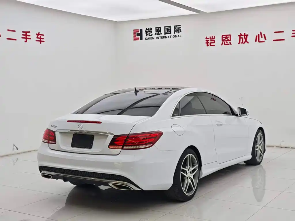 Mercedes-Benz E-Class (Import) — миниатюра 20