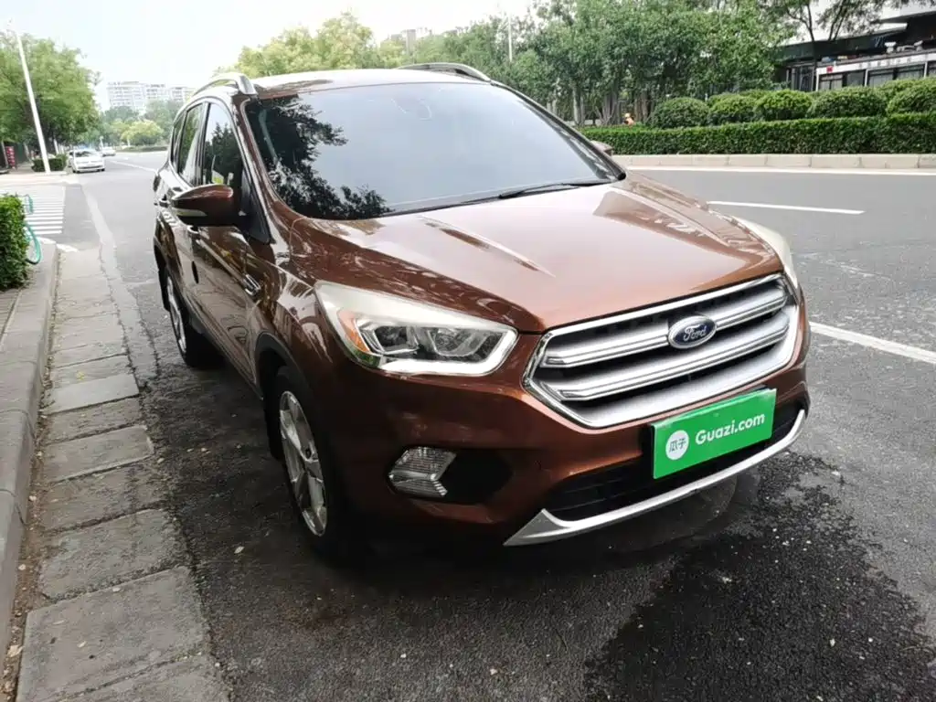 Ford Kuga — миниатюра 4