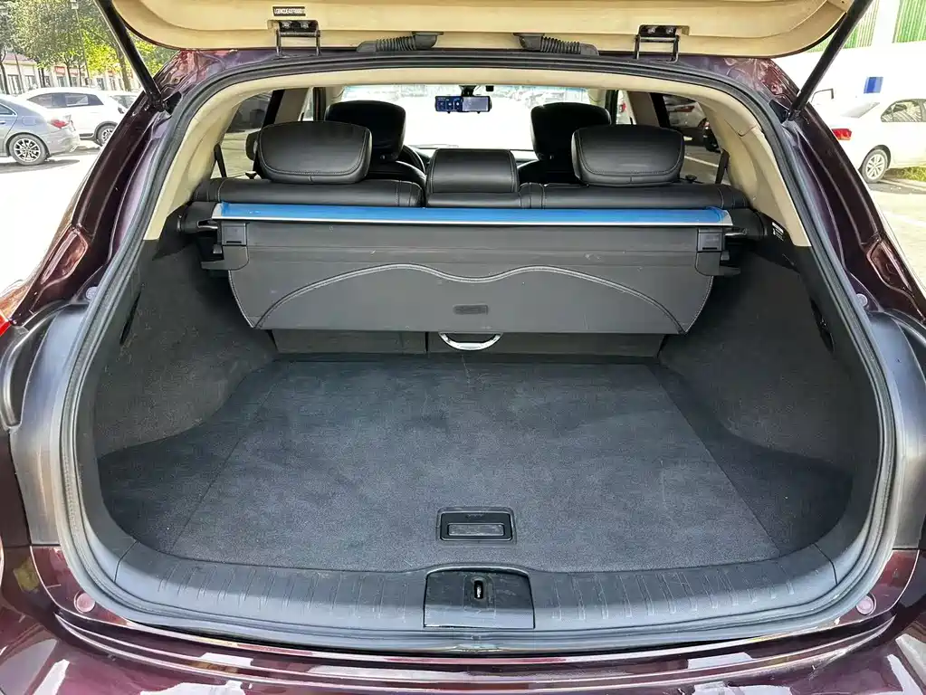 Infiniti QX50 — миниатюра 17