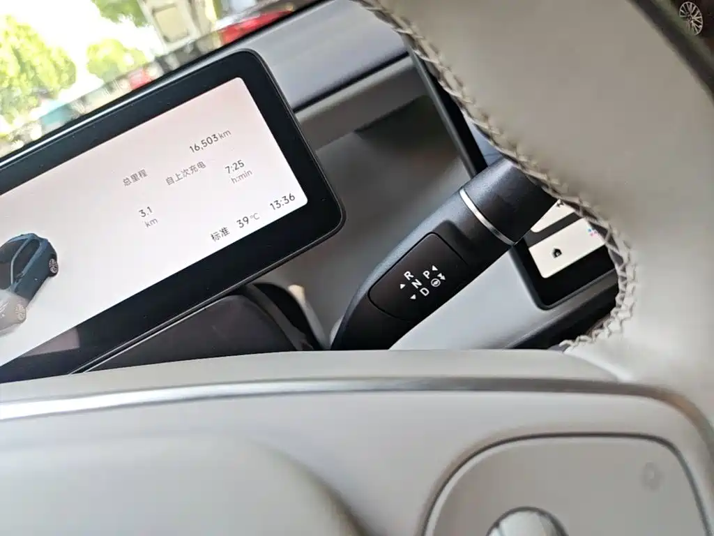 Leapmotor Leapmotor B10 — миниатюра 14