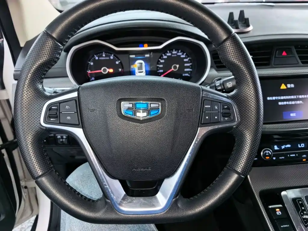 Geely Emgrand GS — миниатюра 11
