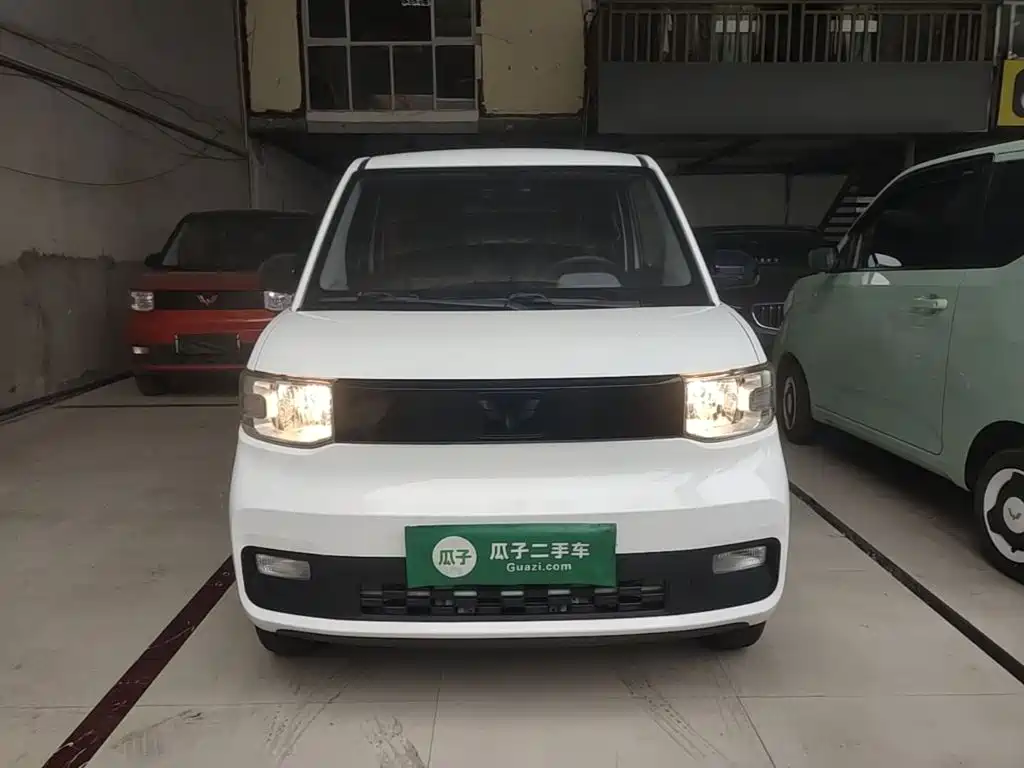 Wuling MINIEV — миниатюра 3