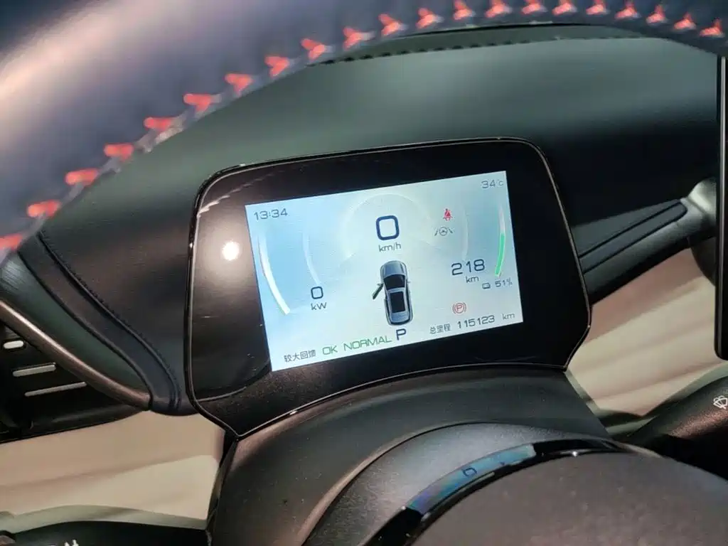 BYD Yuan Plus — миниатюра 12