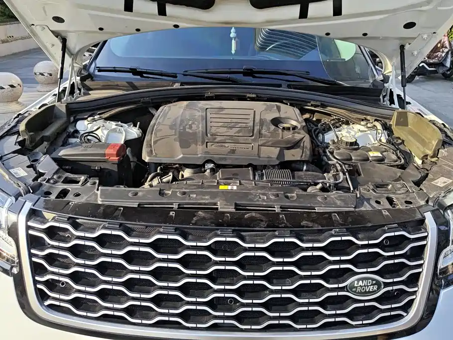 Land Rover Velar — миниатюра 9