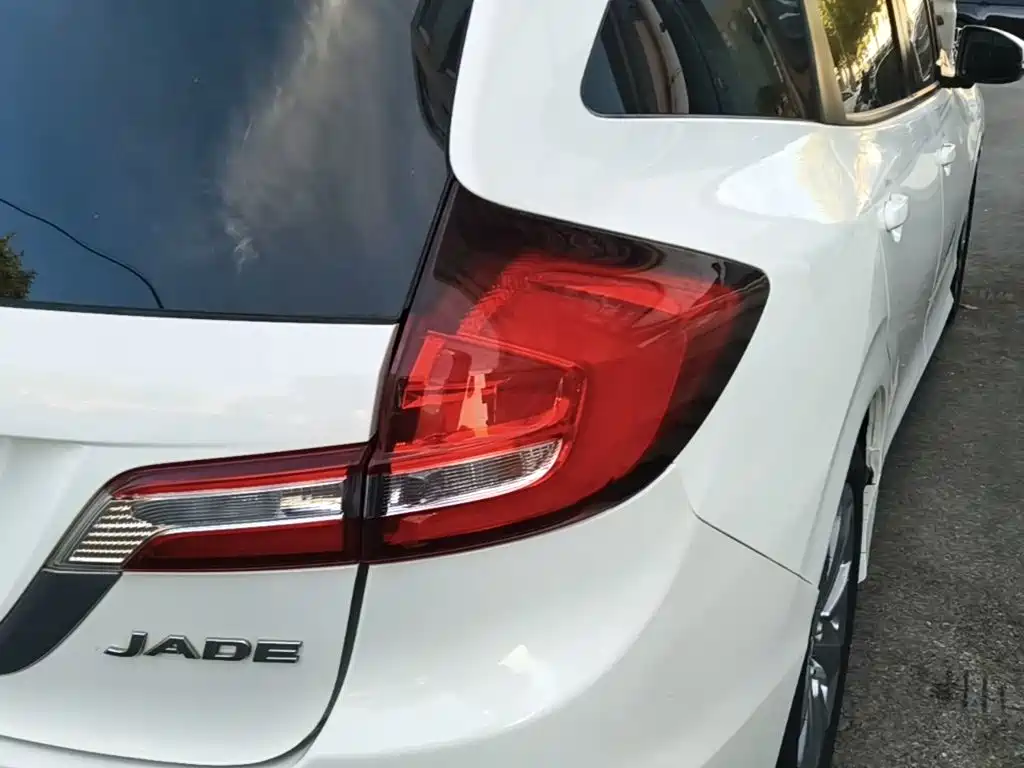 Honda Jade — миниатюра 8