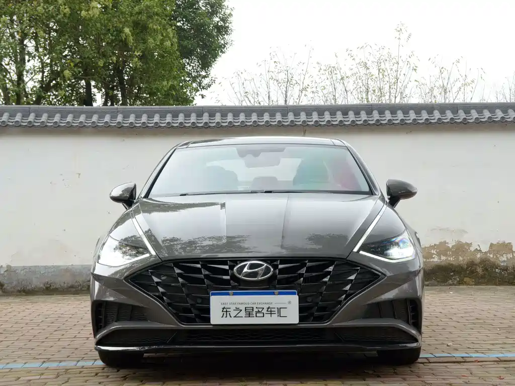 Hyundai Sonata — миниатюра 2