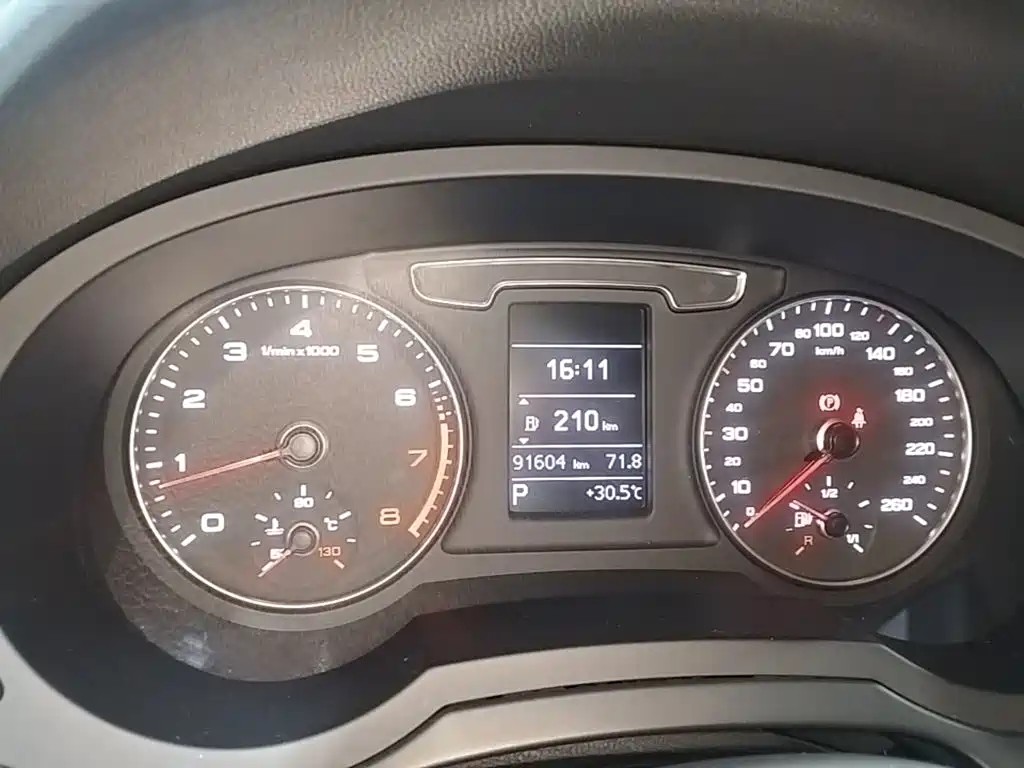 Audi Q3 — миниатюра 12