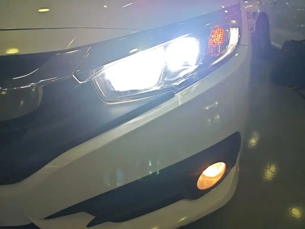 Honda Civic — миниатюра 24