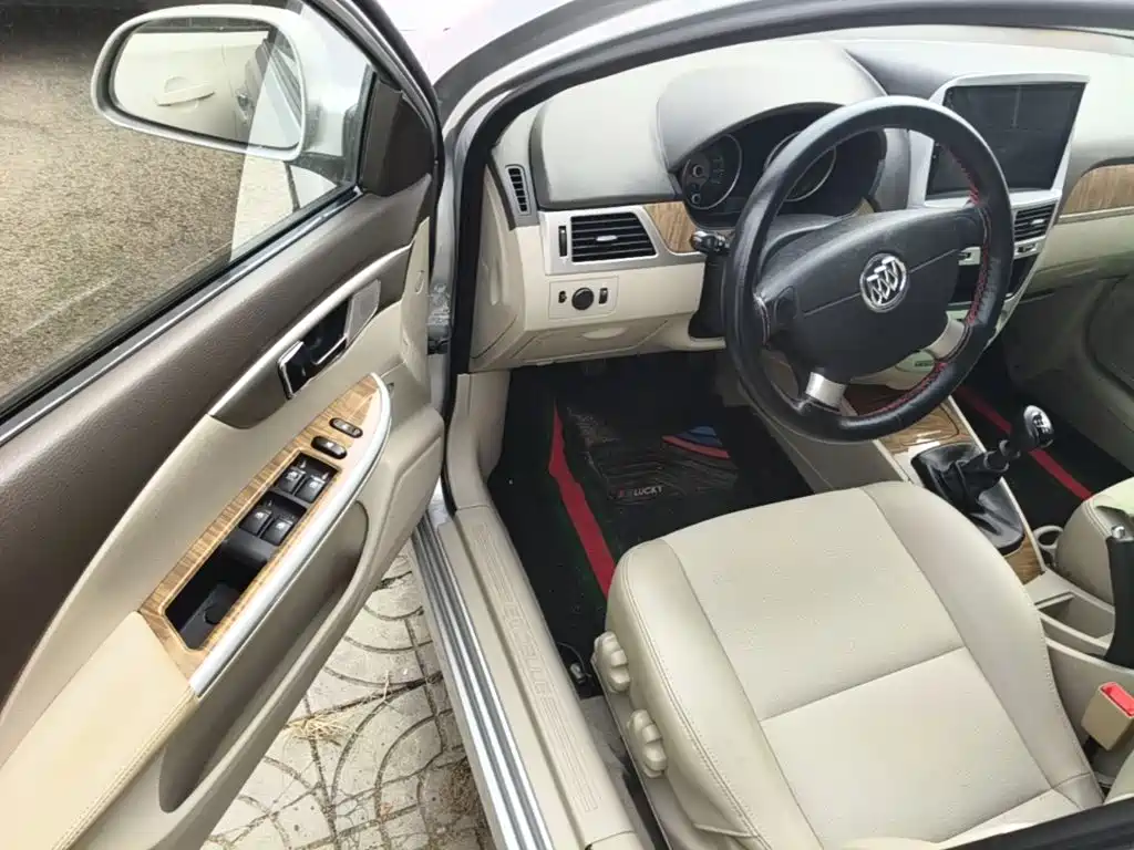 Buick Excelle — миниатюра 16