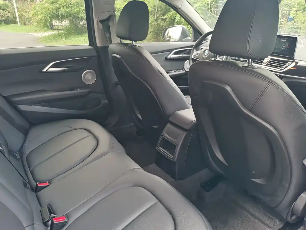 BMW 1 Series — миниатюра 17