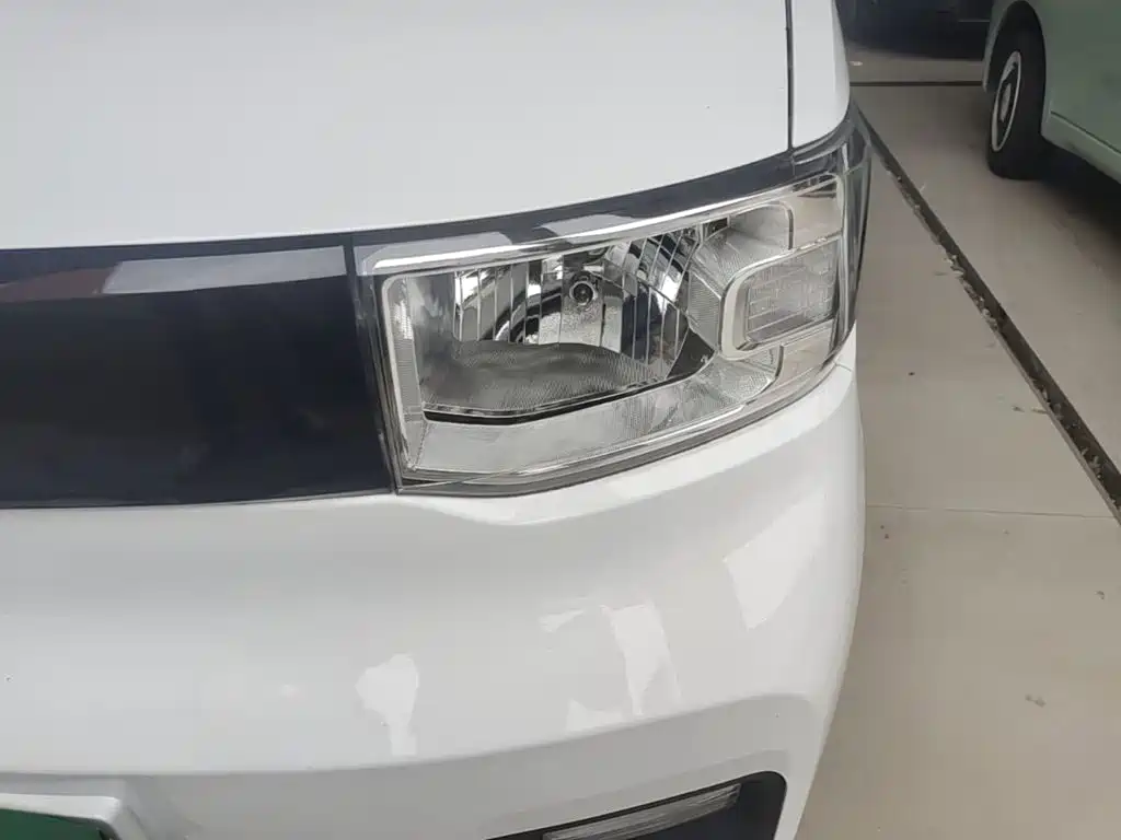 Wuling MINIEV — миниатюра 24