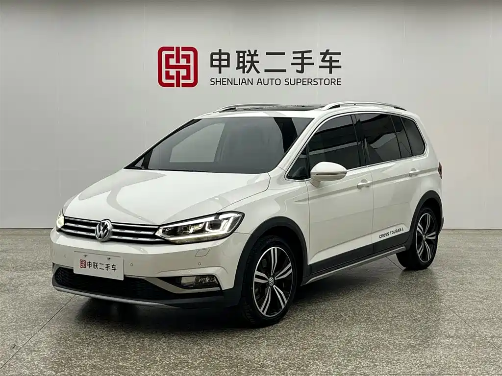 Купить Volkswagen Touran
